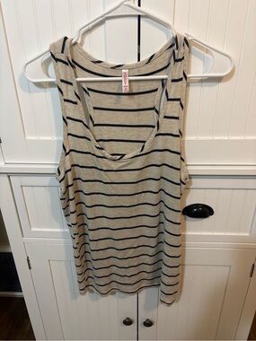 Coastal Minimal Sweet XL Striped Front Solid Back Tank Top Casual Coastal Basic